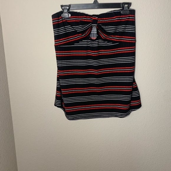 Top - Picture 1 of 1